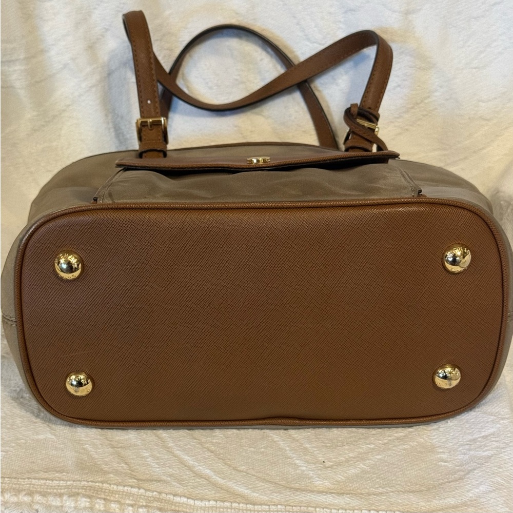 Michael Kors Brown and Tan Tote Bag - Picture 9 of 15